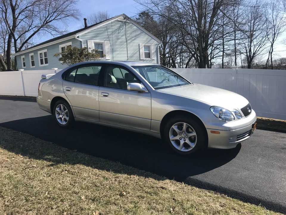 2001 Lexus GS 2nd Gen - Image 24 of 31