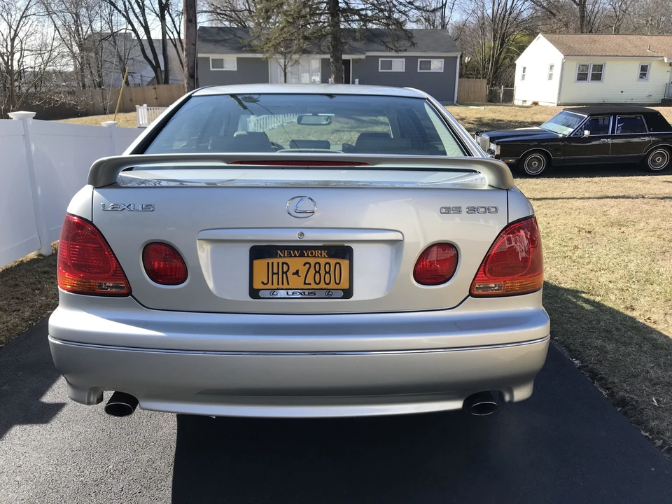 2001 Lexus GS 2nd Gen - Image 30 of 31