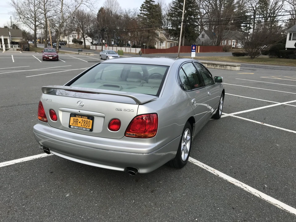 2001 Lexus GS 2nd Gen - Image 7 of 31