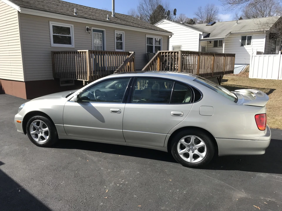 2001 Lexus GS 2nd Gen - Image 15 of 31