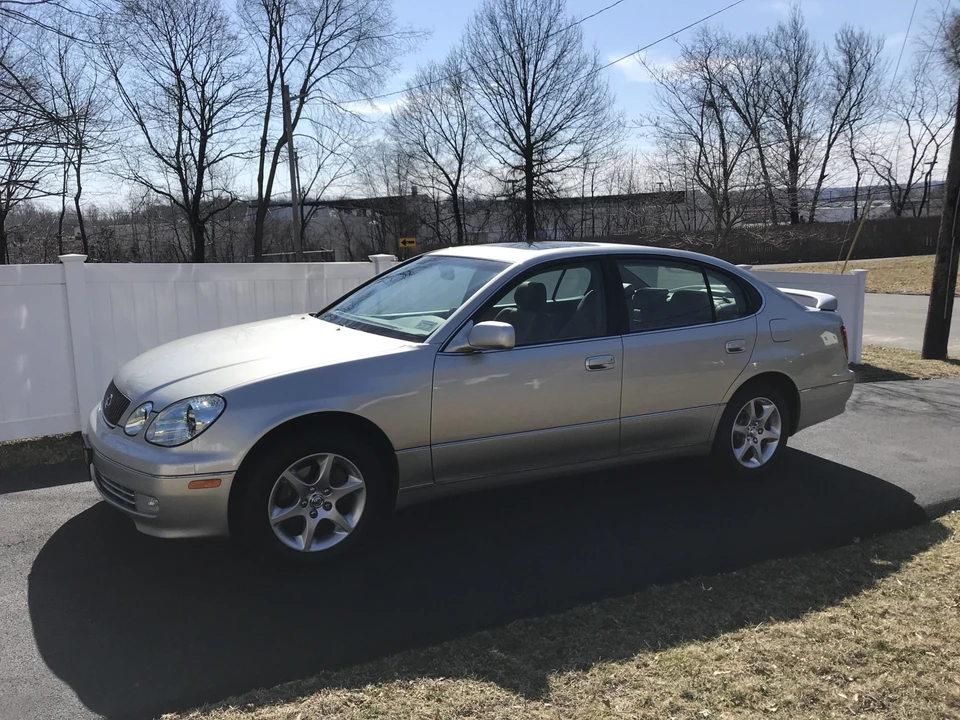 2001 Lexus GS 2nd Gen - Image 9 of 31