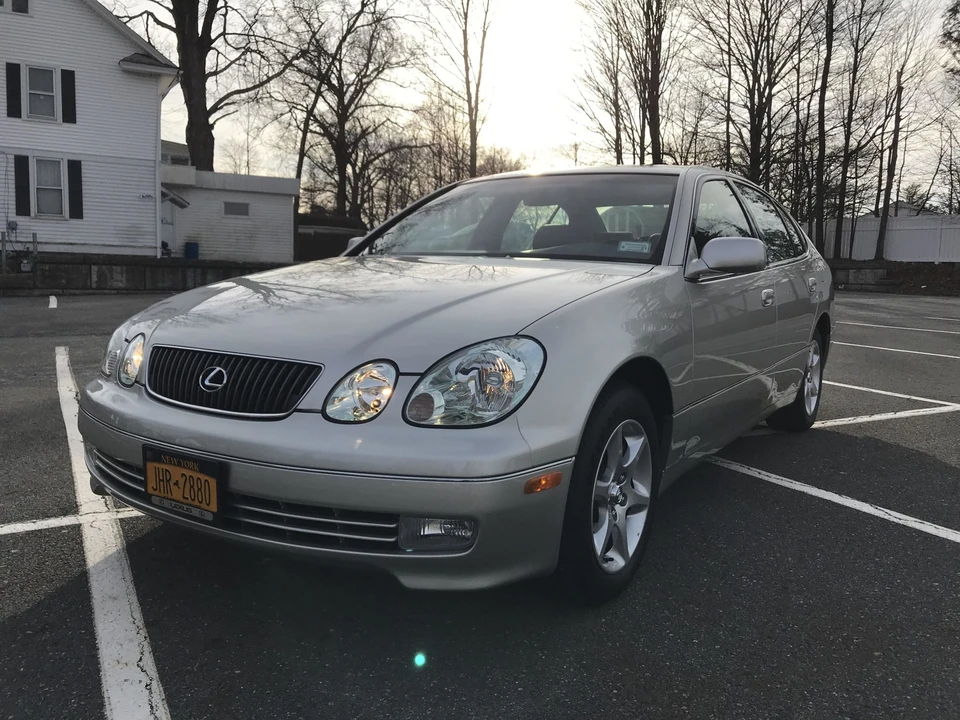 2001 Lexus GS 2nd Gen - Image 3 of 31