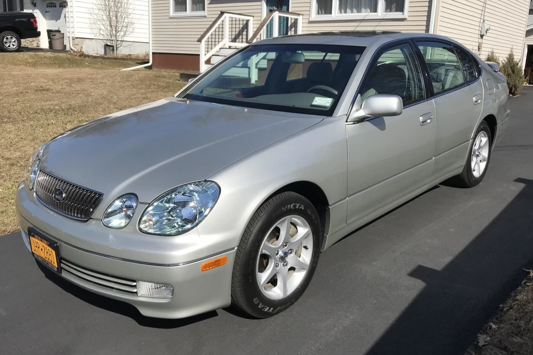 2001 Lexus GS 2nd Gen - Image 4 of 31