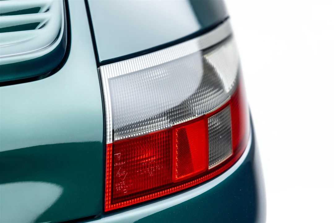 2001 Porsche 996 Carrera - Image 23 of 31