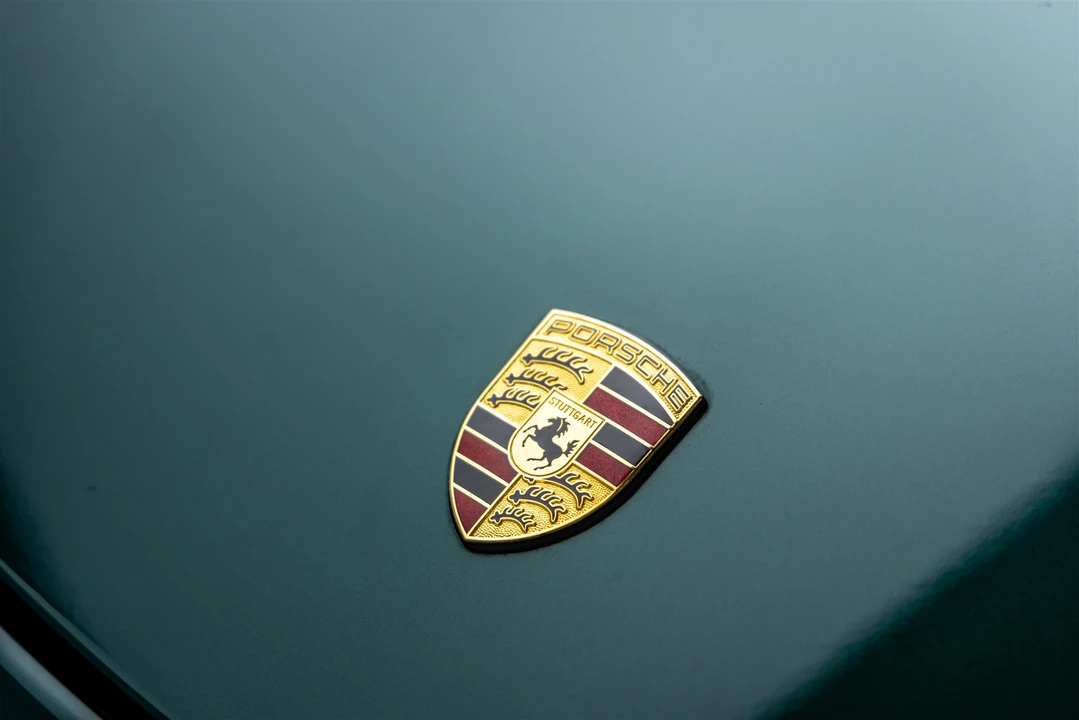 2001 Porsche 996 Carrera - Image 18 of 31