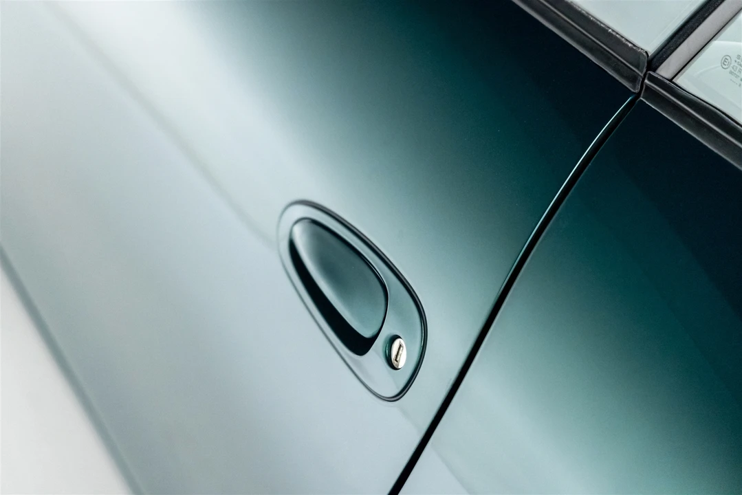 2001 Porsche 996 Carrera - Image 14 of 31