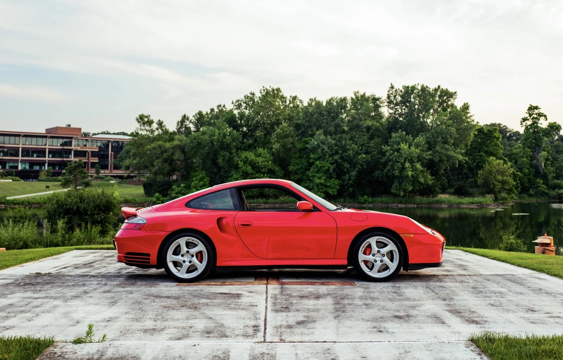 2001 Porsche 996 Turbo - Image 7 of 31
