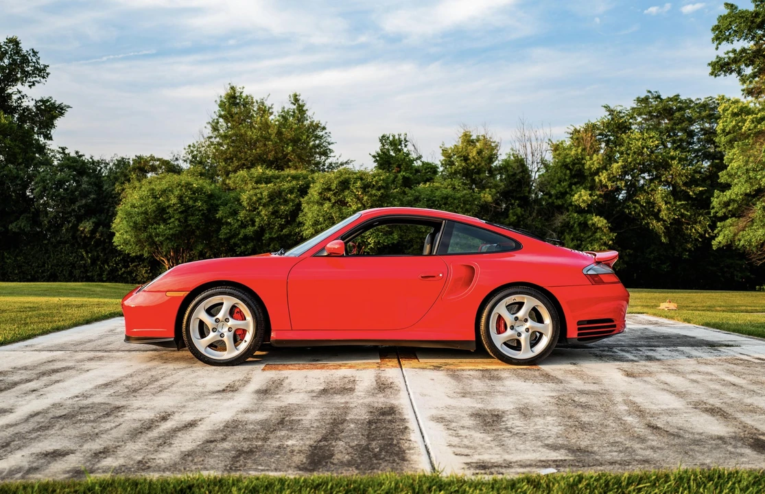 2001 Porsche 996 Turbo - Image 12 of 31
