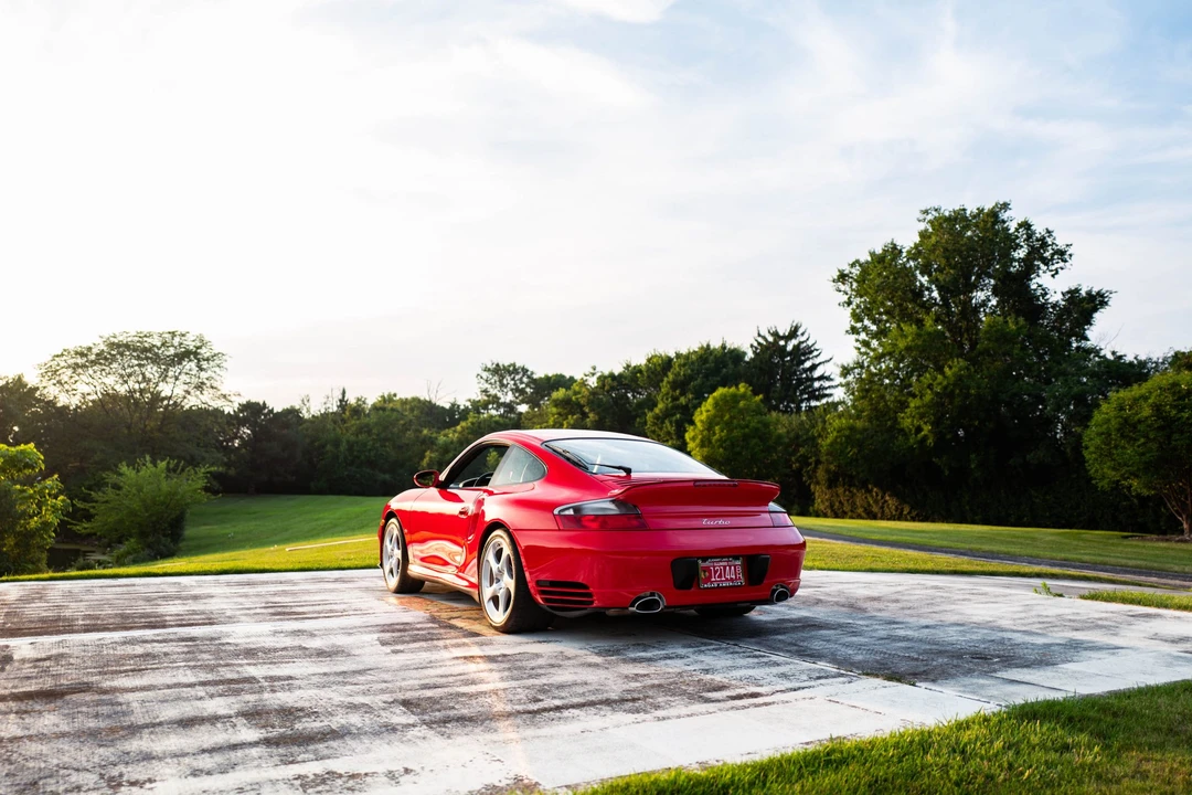 2001 Porsche 996 Turbo - Image 11 of 31