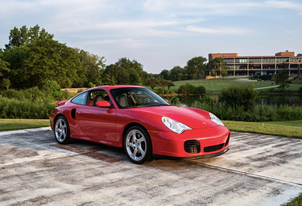2001 Porsche 996 Turbo - Image 6 of 31