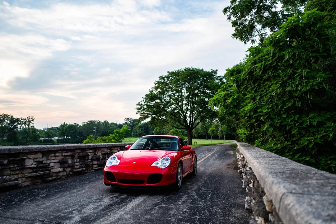 2001 Porsche 996 Turbo - Image 14 of 31