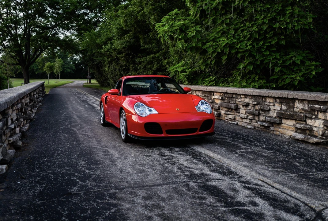 2001 Porsche 996 Turbo - Image 16 of 31