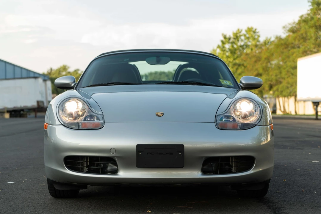 2001 Porsche 986 Boxster - Image 13 of 31
