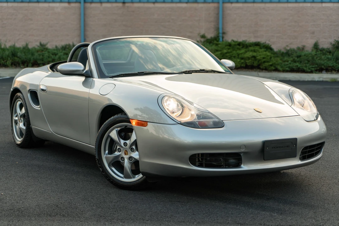 2001 Porsche 986 Boxster - Image 15 of 31