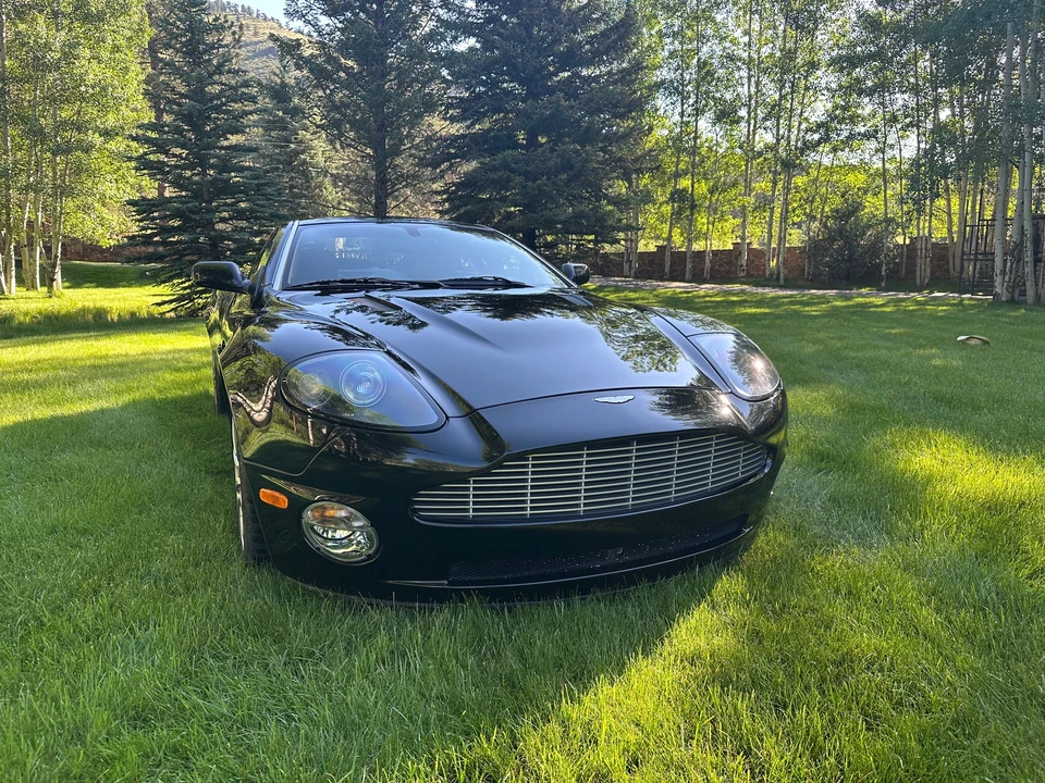 2002 Aston Martin Vanquish 1st Gen - Image 14 of 31