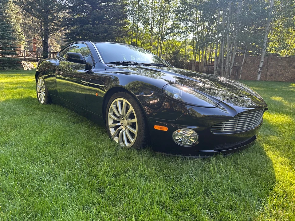 2002 Aston Martin Vanquish 1st Gen - Image 12 of 31