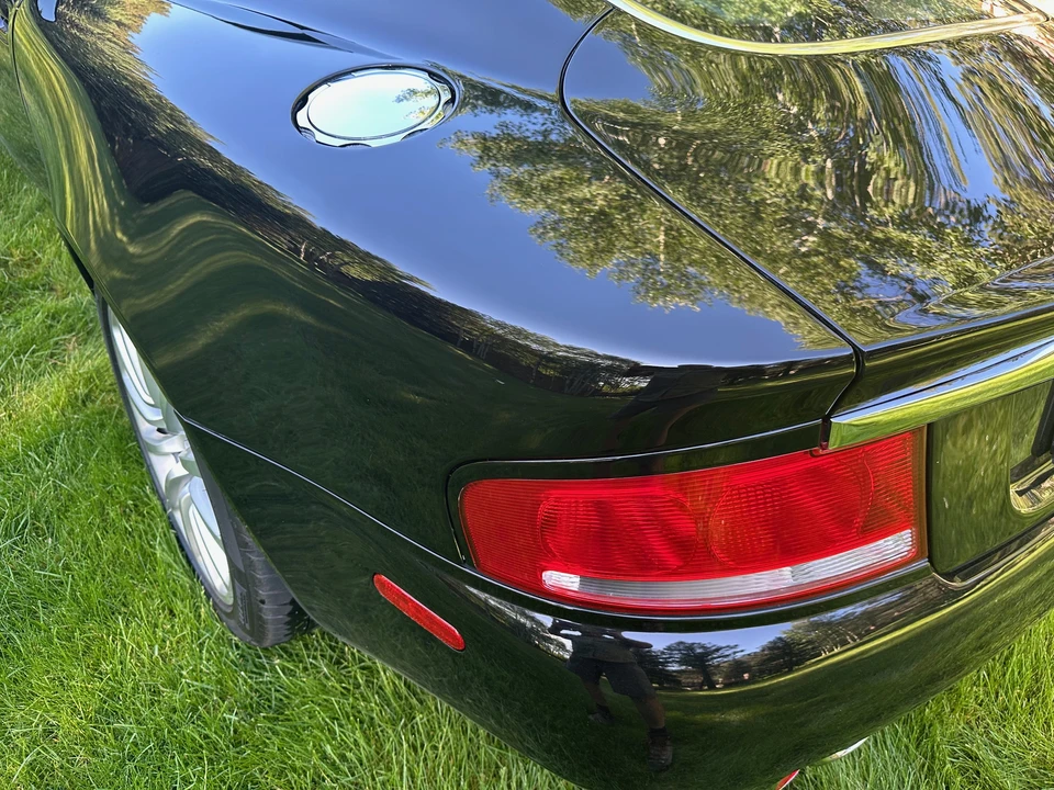 2002 Aston Martin Vanquish 1st Gen - Image 28 of 31