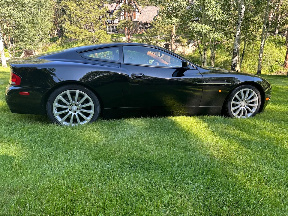2002 Aston Martin Vanquish 1st Gen - Image 11 of 31