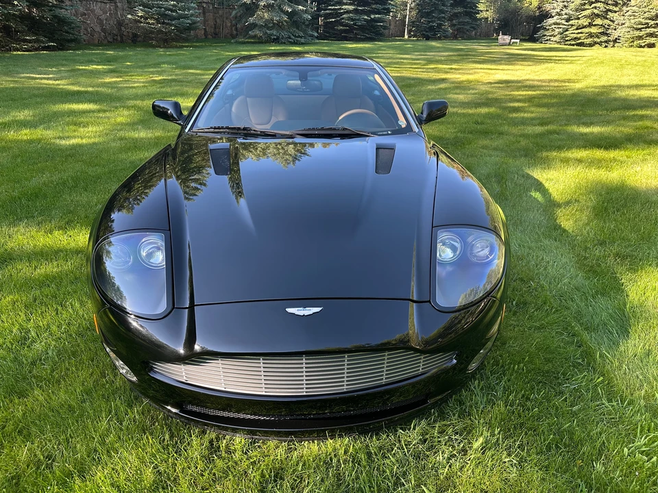 2002 Aston Martin Vanquish 1st Gen - Image 15 of 31