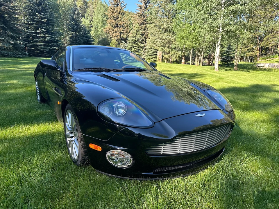 2002 Aston Martin Vanquish 1st Gen - Image 13 of 31