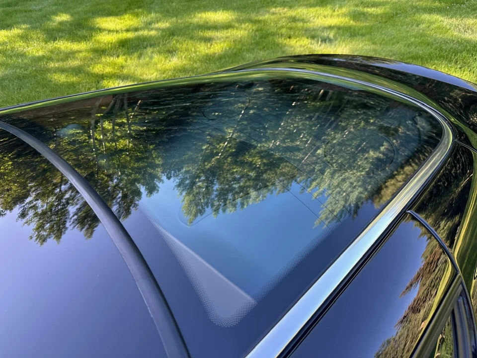 2002 Aston Martin Vanquish 1st Gen - Image 25 of 31