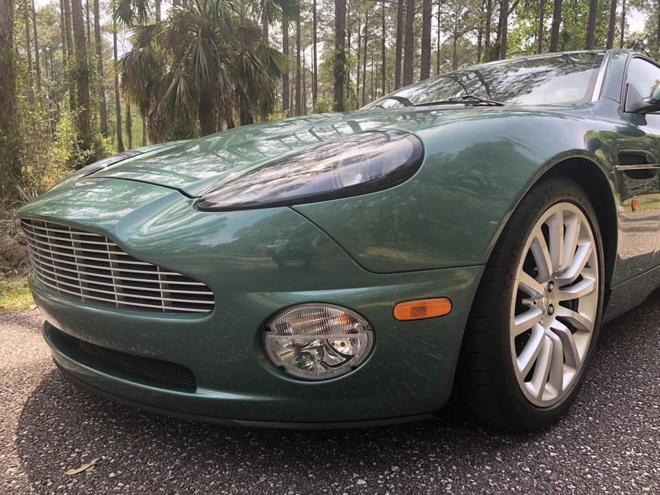 2002 Aston Martin Vanquish 1st Gen - Image 24 of 31