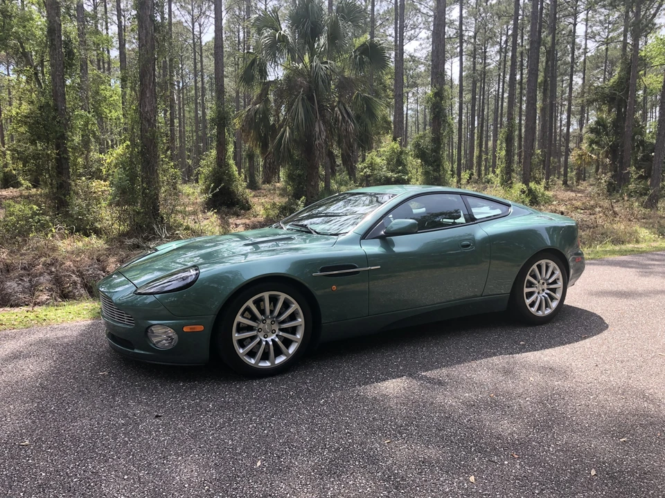 2002 Aston Martin Vanquish 1st Gen - Image 11 of 31