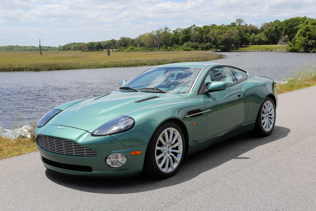 2002 Aston Martin Vanquish 1st Gen - Image 7 of 31