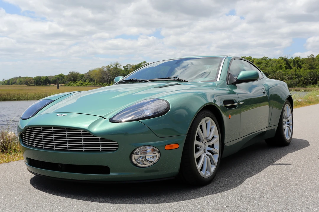 2002 Aston Martin Vanquish 1st Gen - Image 5 of 31