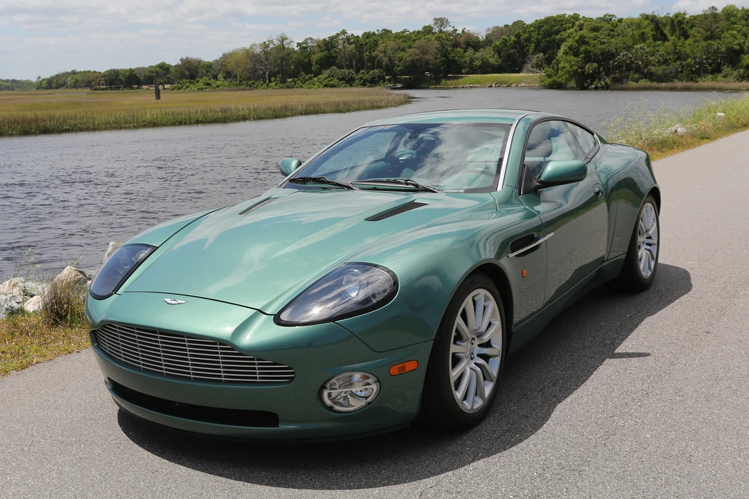2002 Aston Martin Vanquish 1st Gen - Image 4 of 31
