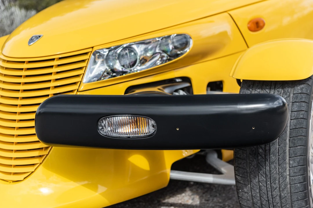 2002 Plymouth Prowler - Image 18 of 31