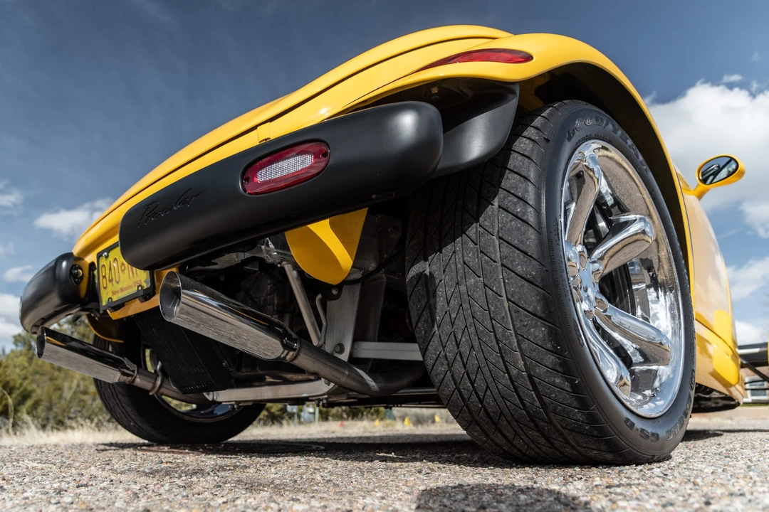 2002 Plymouth Prowler - Image 26 of 31