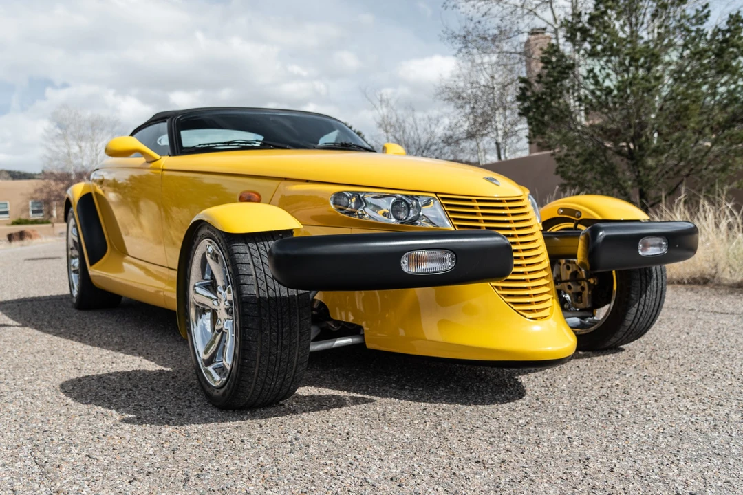 2002 Plymouth Prowler - Image 11 of 31