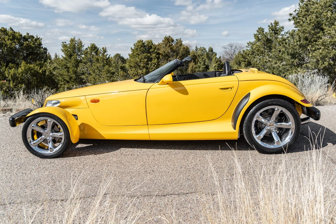 2002 Plymouth Prowler - Image 8 of 31