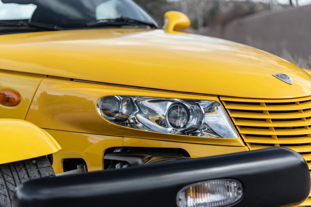 2002 Plymouth Prowler - Image 15 of 31