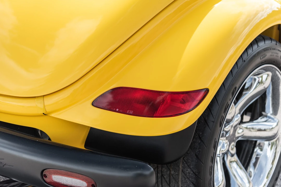 2002 Plymouth Prowler - Image 29 of 31