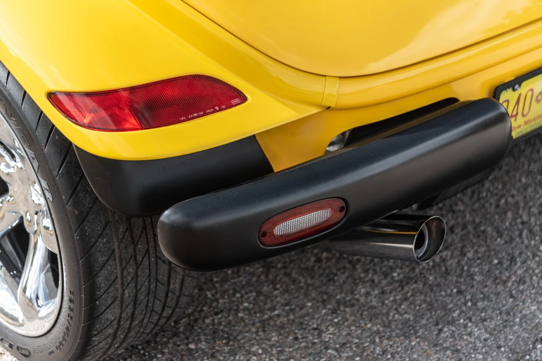 2002 Plymouth Prowler - Image 30 of 31