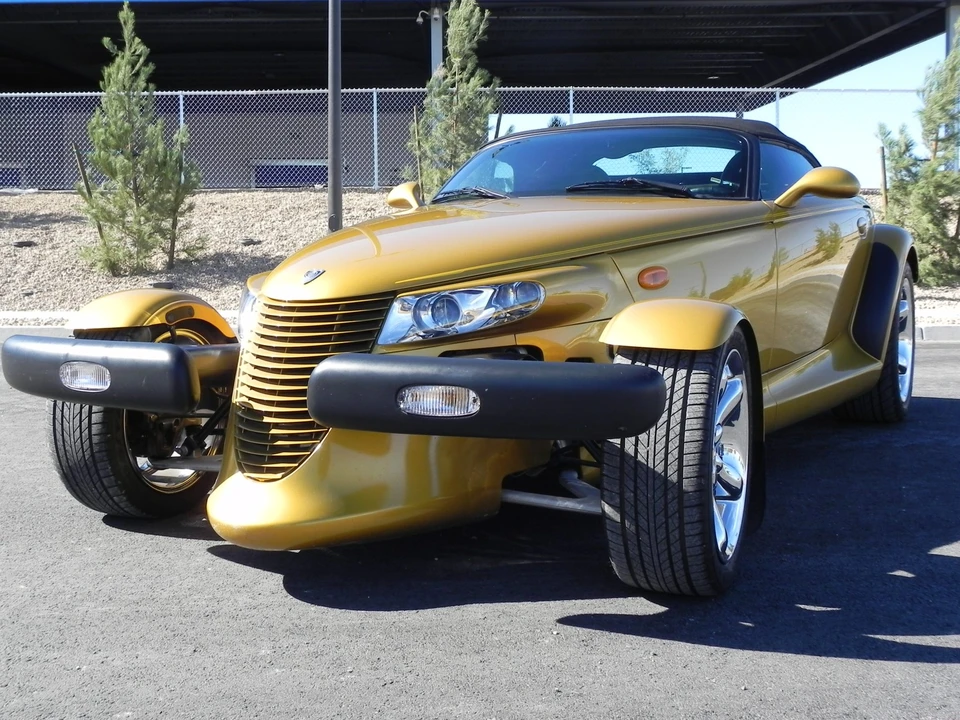 2002 Plymouth Prowler - Image 2 of 31