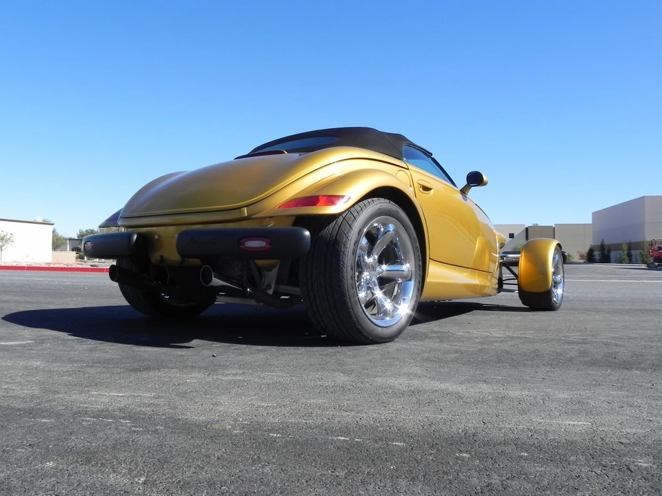 2002 Plymouth Prowler - Image 16 of 31