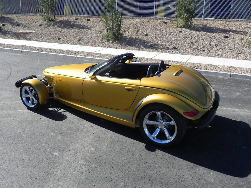 2002 Plymouth Prowler - Image 11 of 31