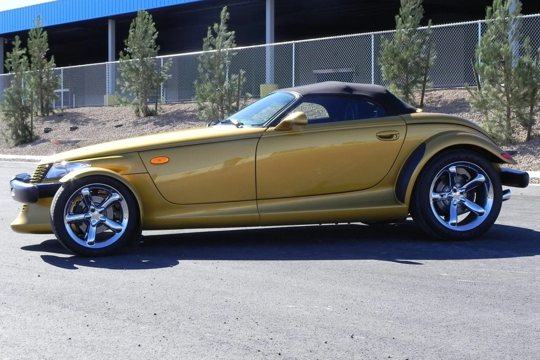 2002 Plymouth Prowler - Image 9 of 31