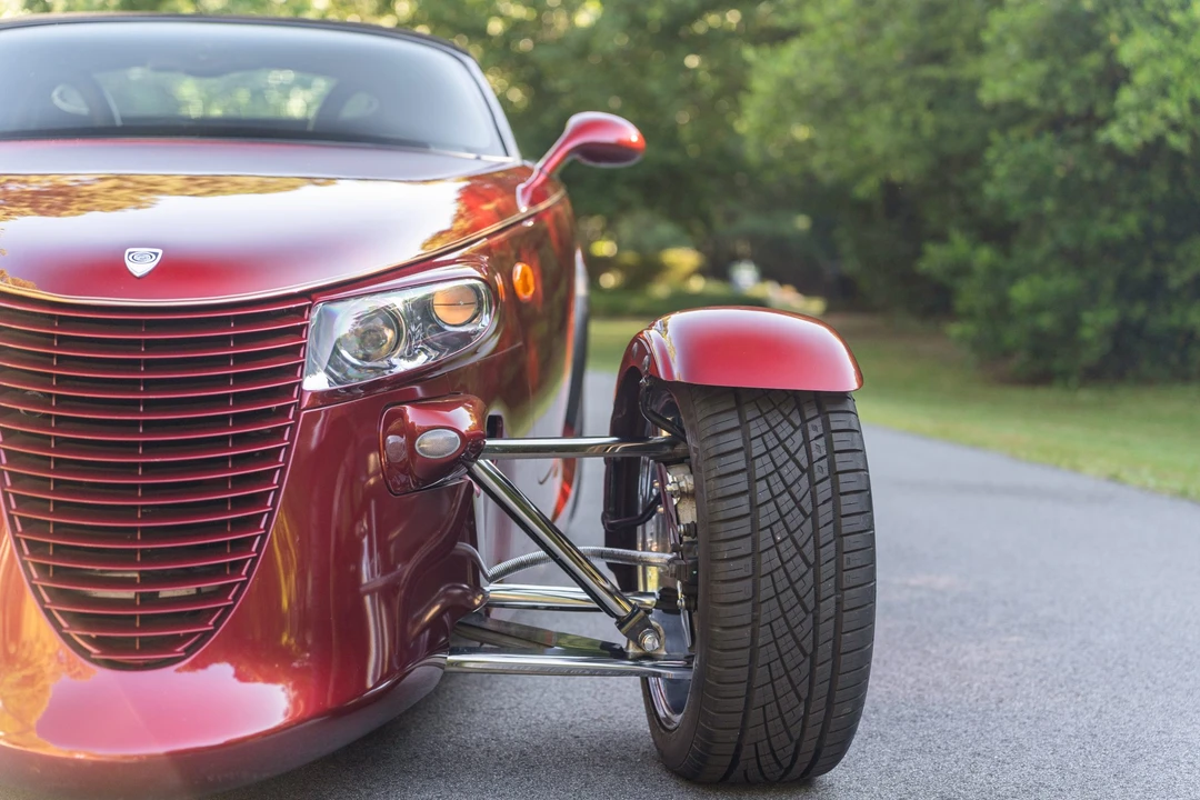 2002 Plymouth Prowler - Image 28 of 31
