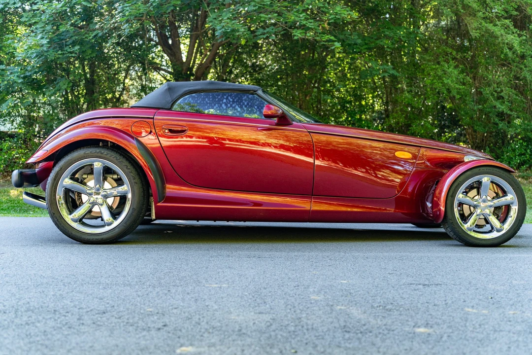 2002 Plymouth Prowler - Image 12 of 31