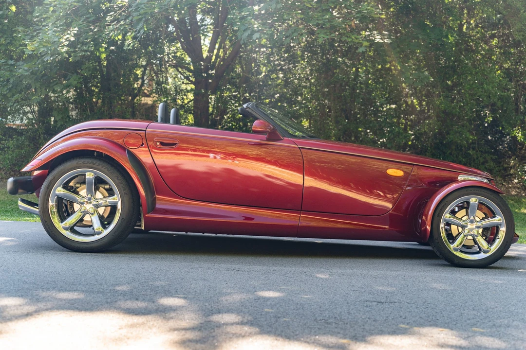 2002 Plymouth Prowler - Image 4 of 31