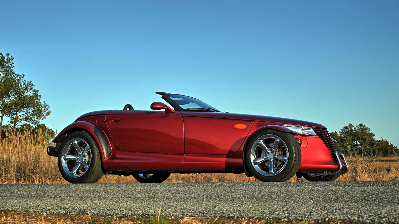 2002 Plymouth Prowler - Image 15 of 31