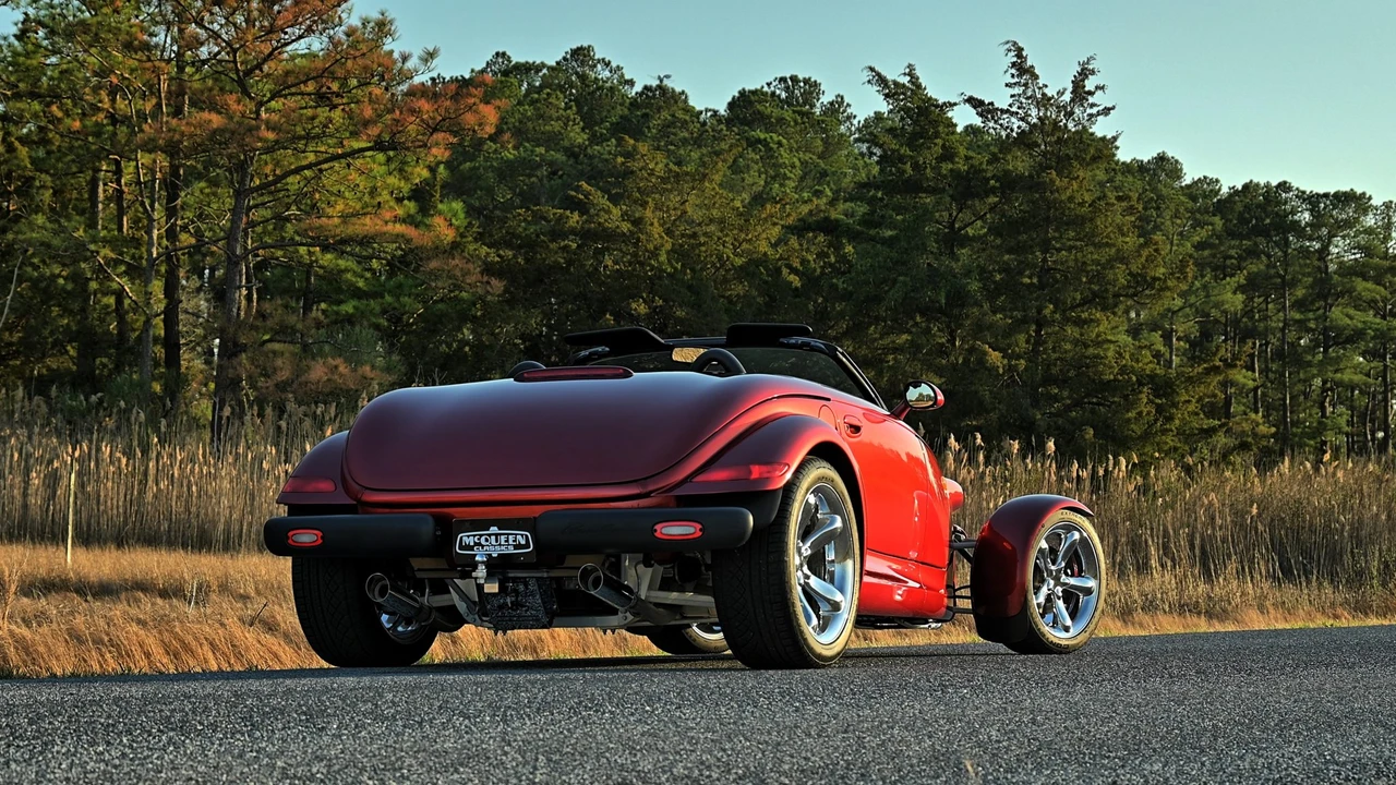 2002 Plymouth Prowler - Image 21 of 31