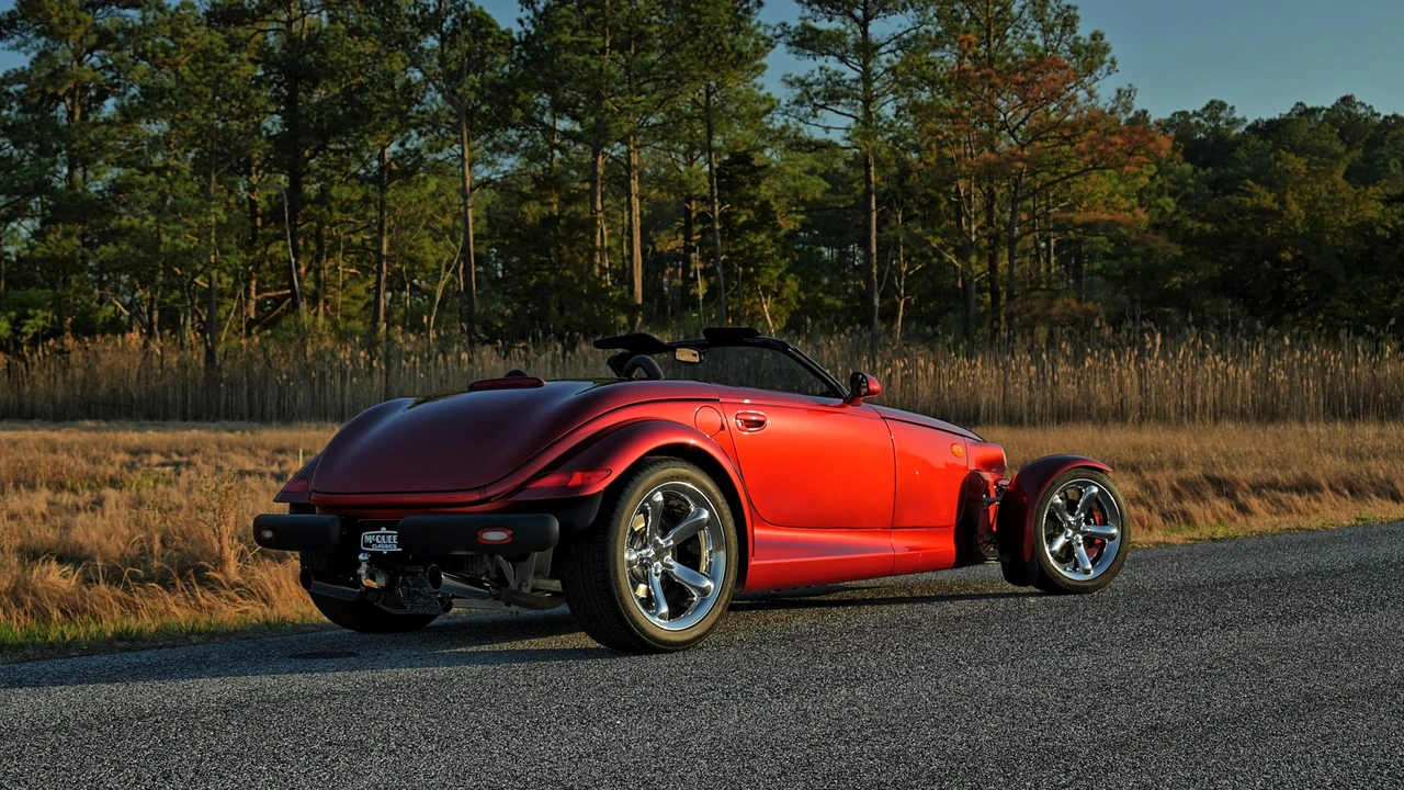 2002 Plymouth Prowler - Image 19 of 31