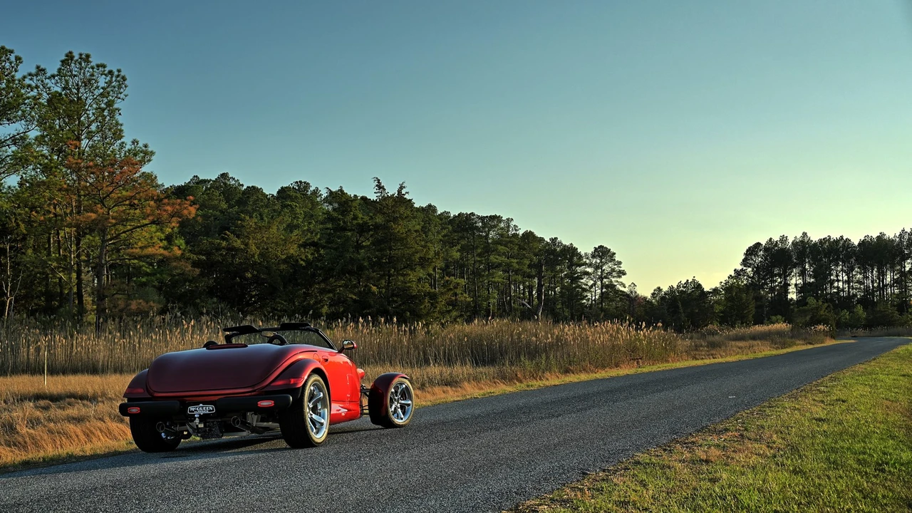2002 Plymouth Prowler - Image 20 of 31