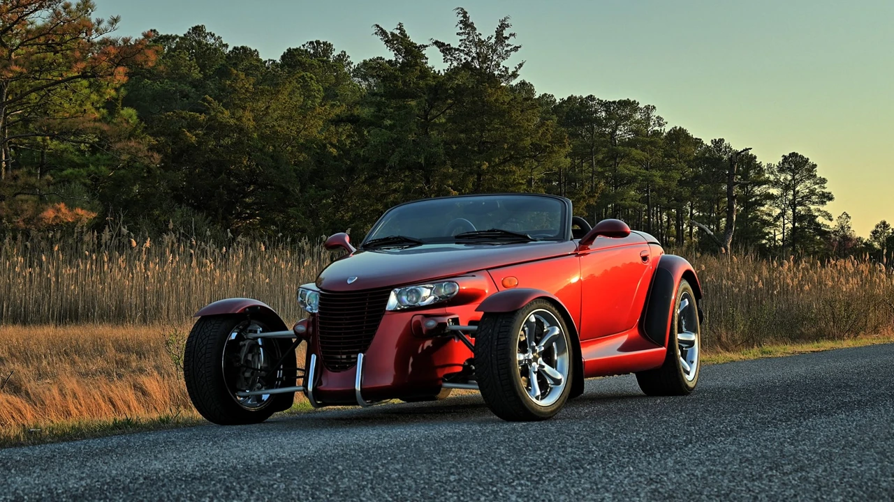 2002 Plymouth Prowler - Image 6 of 31