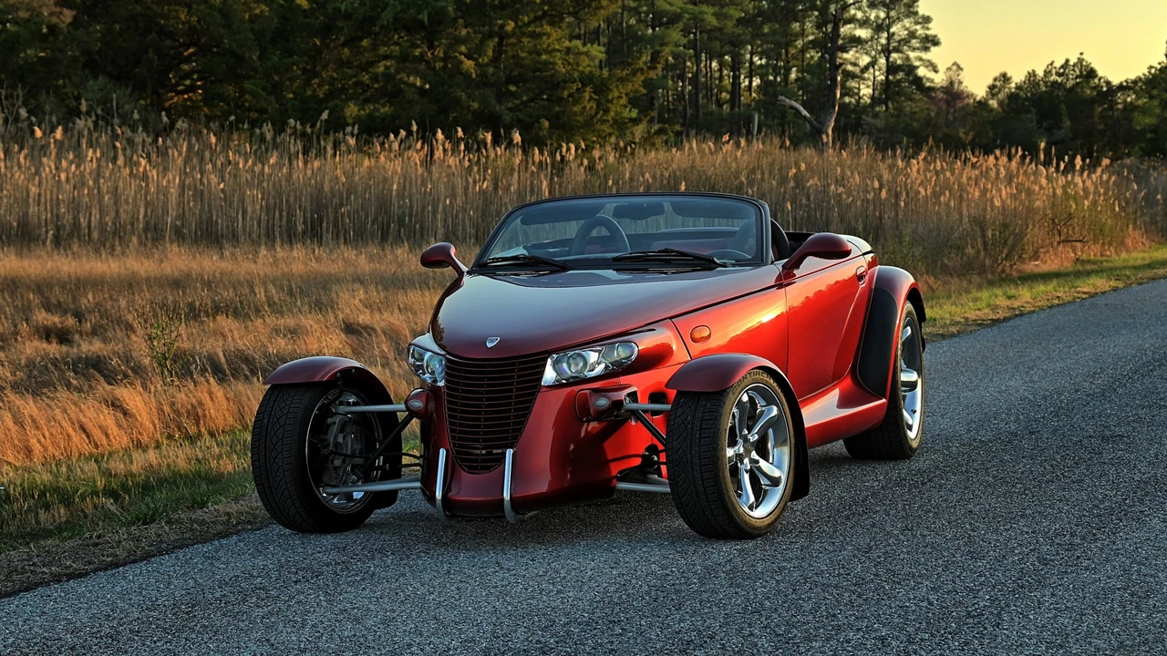 2002 Plymouth Prowler - Image 7 of 31